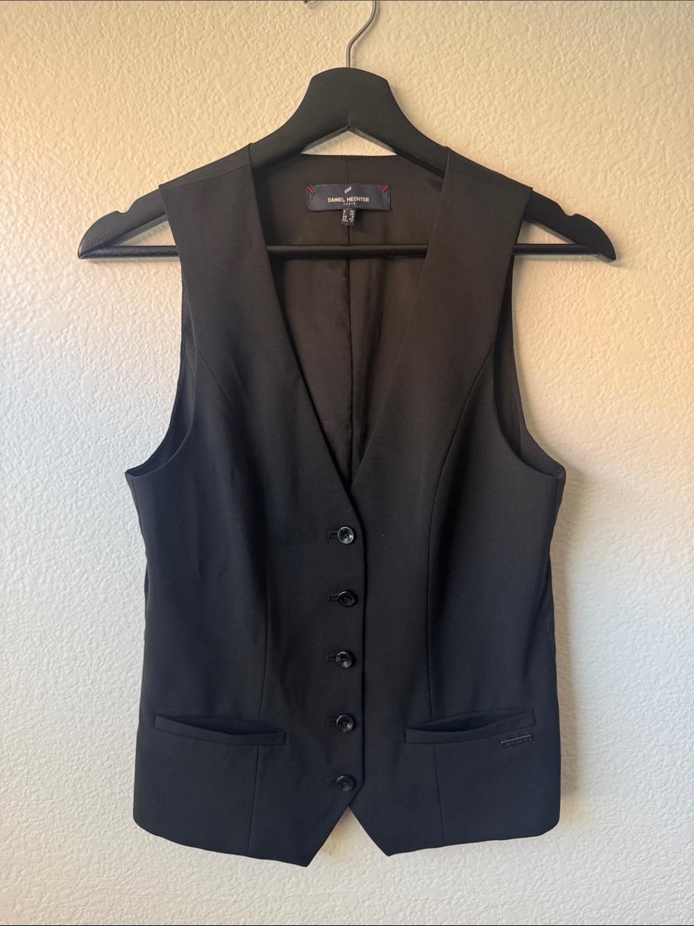 Daniel Hechter Black Women's Tailored Button Vest, black size 4